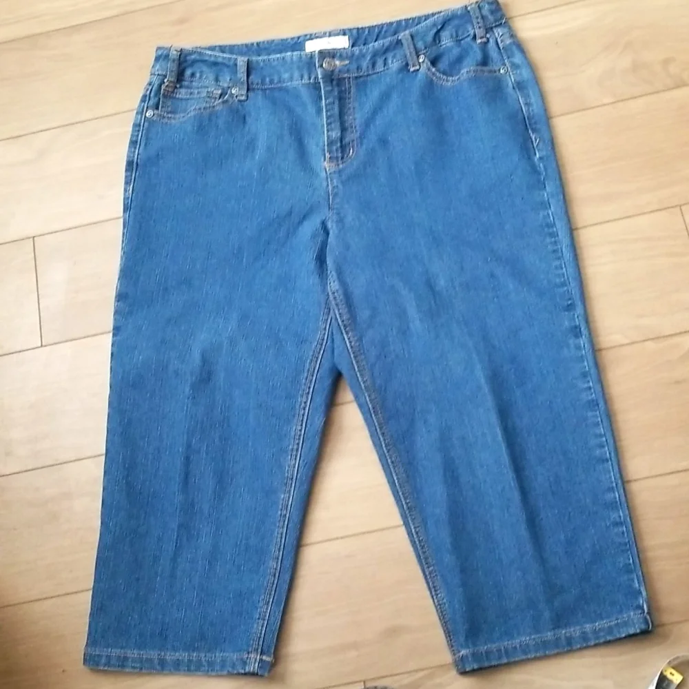 CJ Banks Capri Cropped Jeans 14W